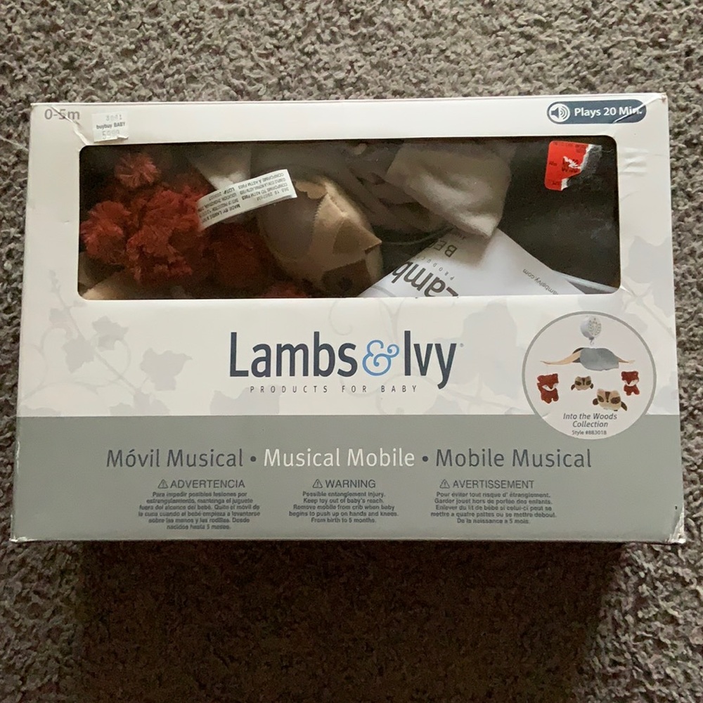Lambs&ivy musical mobile